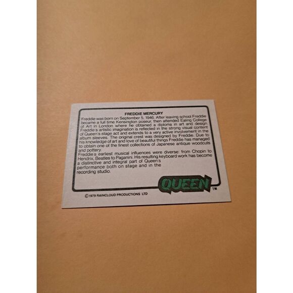 Vintage 1979 Raincloud Productions Queen Trading Card #45 Rock Band Memorabilia - Picture 2 of 2